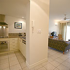 OPEN PLAN KITCHEN & LIVING AREA