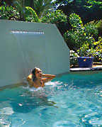 TROPICAL POOL