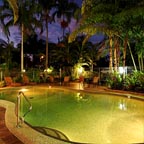 POOL & SPA