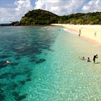 SNORKEL OFF THE BEACH