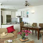 OPEN PLAN LOUNGE AND KITCHEN
