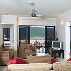 COMFORTABLE HOLIDAY LIVING!