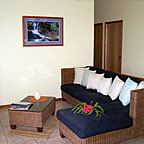 LOUNGE WITH TV, DVD & CD PLAYER