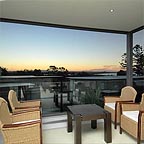 LARGE BALCONIES OVERLOOKING NOOSA RIVER OR LAGUNA BAY