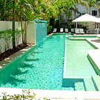 LARGE SPA & WADING AREA