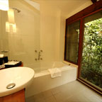 LOO WITH A VIEW!