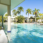 TRENDY SWIM UP BAR