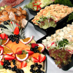 TROPICAL BUFFET LUNCH