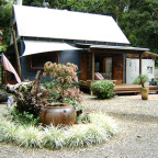 RUSTIC & ARTISTIC