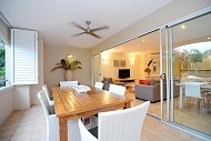 TROPICAL DINING