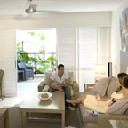 LOUNGE AREA