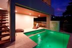 LUXURIOUS TOWNHOUSE