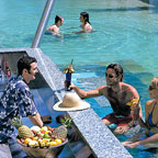 SWIMUP POOL BAR