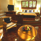 REEF SUITE