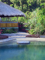 POOL & LODGE