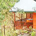 LUXURY LODGES