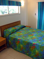 QUEEN BEDS
