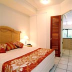ONE & TWO BEDROOM APARTMENTS