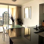 LOUNGE/DINING AREA