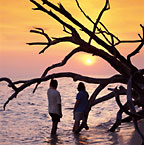 WALK AROUND THE ISLAND IN 40 LESS THAN AN HOUR