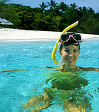 SNORKELLING FROM THE BEACH AT GREEN ISLAND