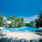 130 HECTARES OF TROPICAL GARDENS