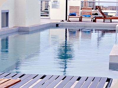 Pumicestone Blue - ROOFTOP POOL AND SUNDECK