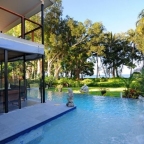 Direct beach access - Bramston Beach Holiday House